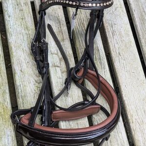Elegant Black and Brown Horse Bridle
